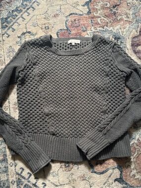 Textured Crewneck Sweater in Charcoal Gray